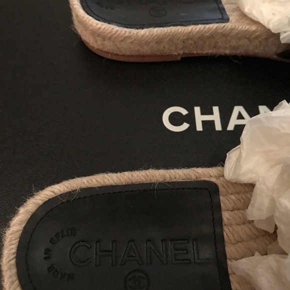 SOLD!!! Chanel Espadrilles Sandal - Picture 7 of 8